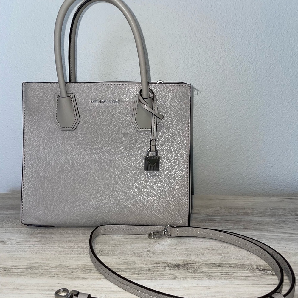 Michael Kors tote